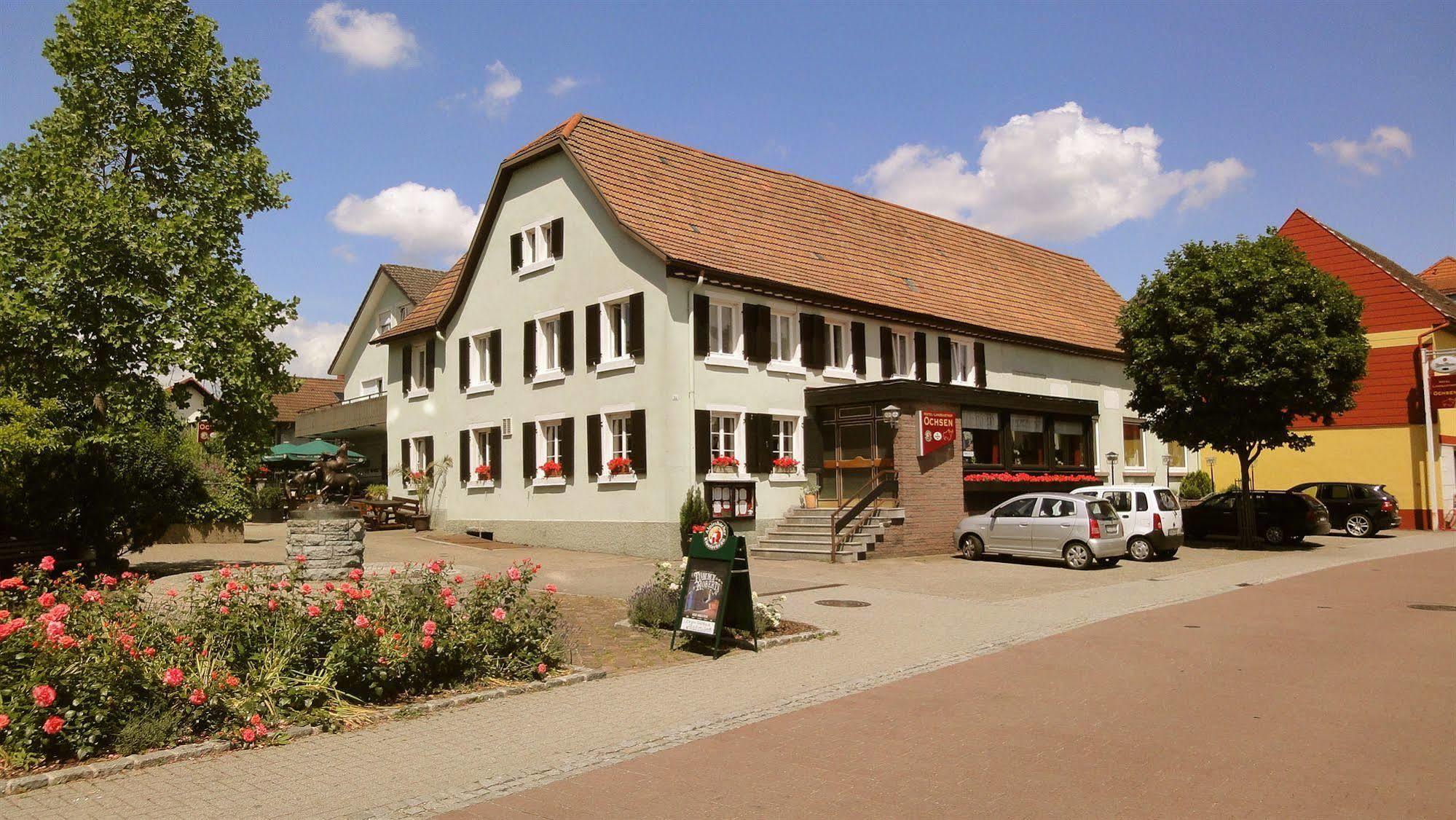 זינצהיים Landgasthof Ochsen מראה חיצוני תמונה